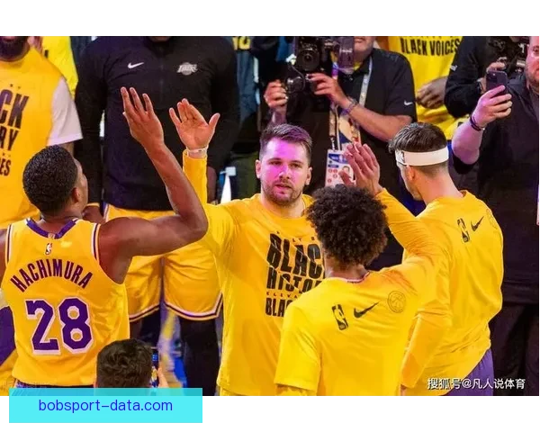 詹姆斯全力助力东契奇卢卡谈湖人连胜分享胜利喜悦