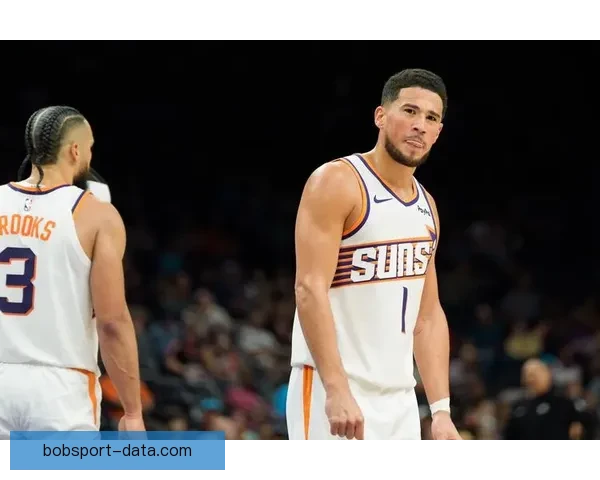 布克重回状态助球队冲刺赛季关键阶段